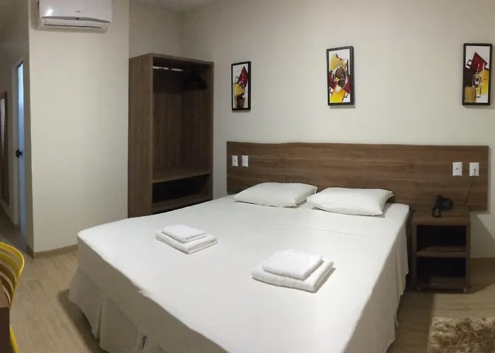 Mac Hotel